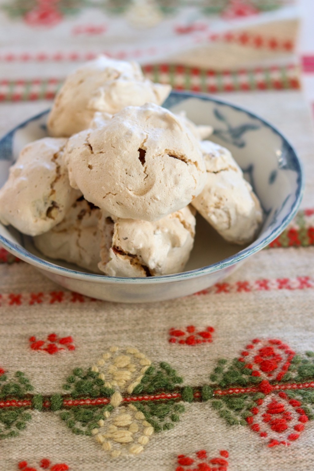 Hemmagjorda maränger, ryska&nbsp;kyssar