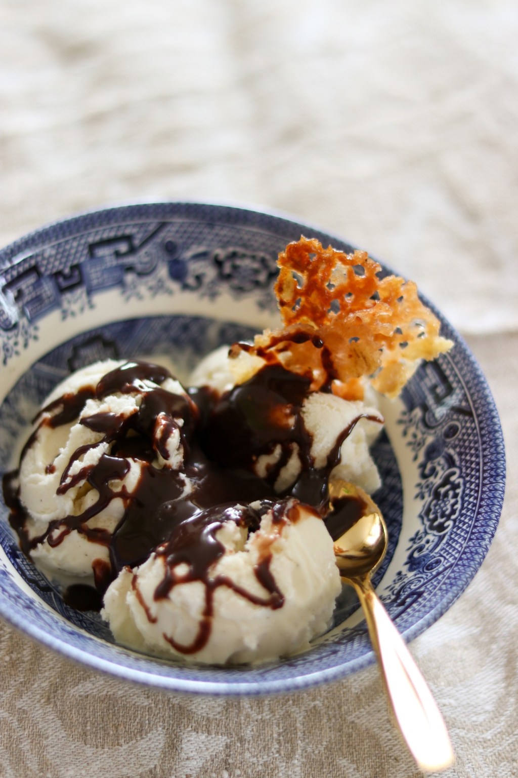 Vita harens chokladsås